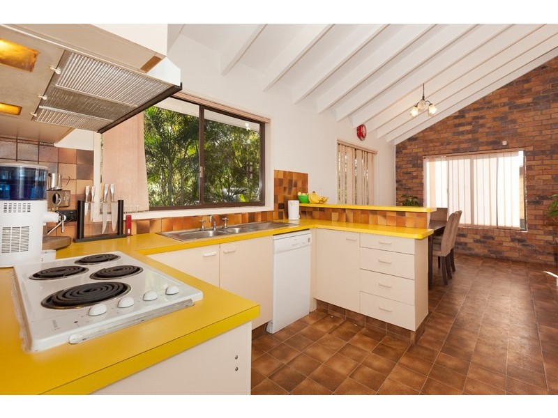 7 Warwick Place, Helensvale QLD 4212