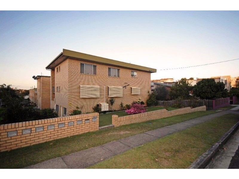 8/10 Rogoona Street, Morningside QLD 4170