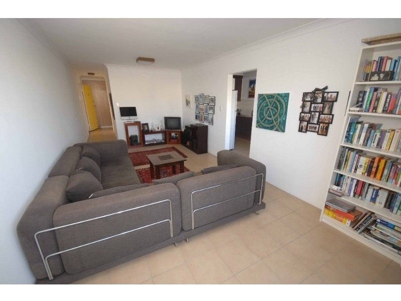 8/10 Rogoona Street, Morningside QLD 4170