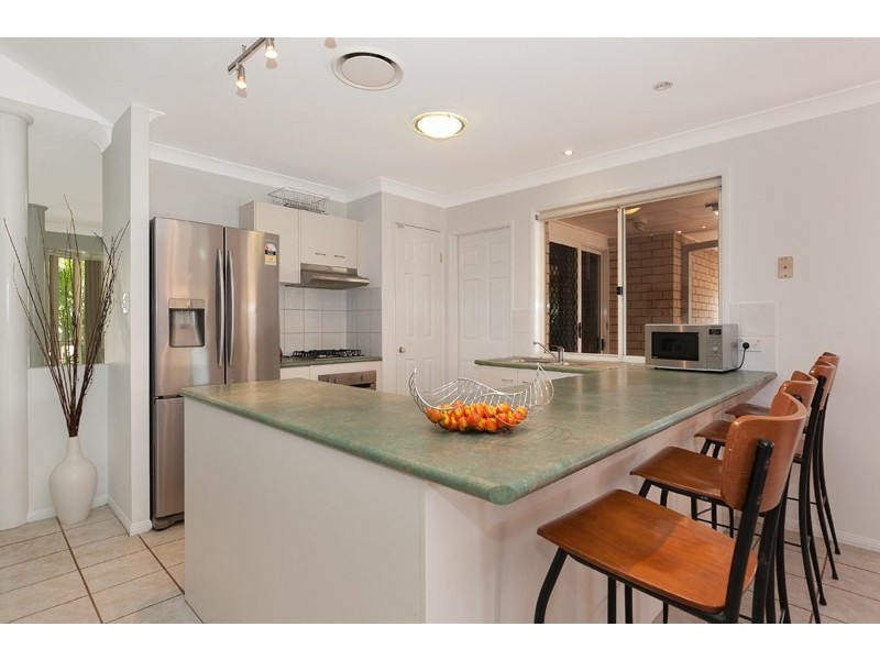 68a Lagoon Crescent, Bellbowrie QLD 4070