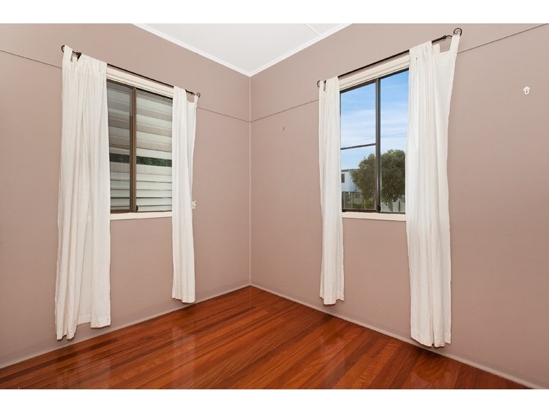 89 Thomas Street, Clontarf QLD 4019