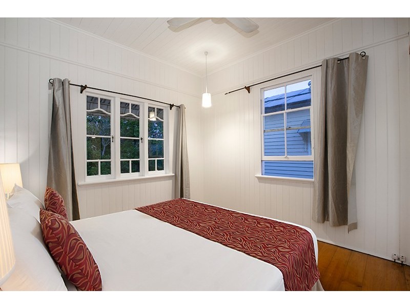 36 Barwood Street, Newmarket QLD 4051