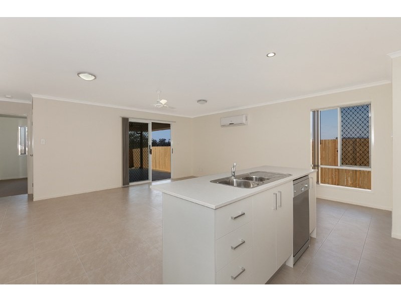 15 Morris Crescent, Bellbird Park QLD 4300