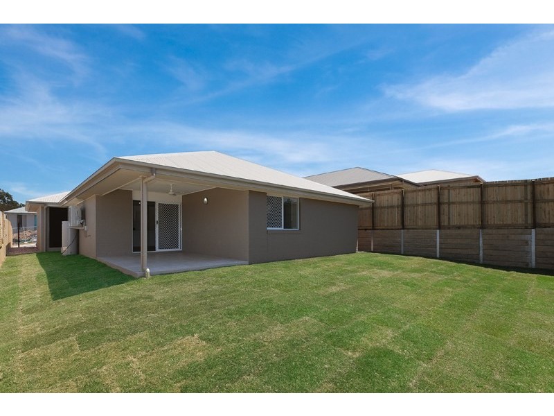 15 Morris Crescent, Bellbird Park QLD 4300