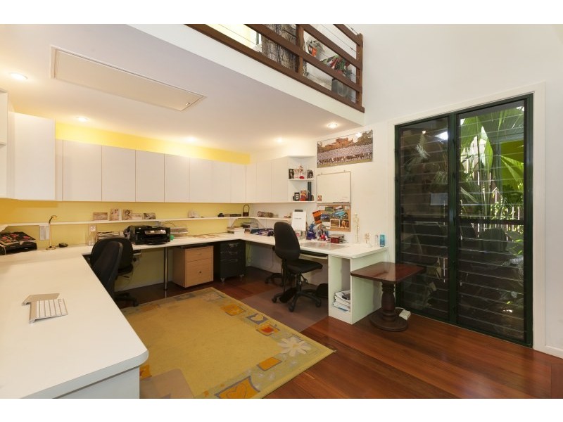 43 Lilley Road, Bardon QLD 4065