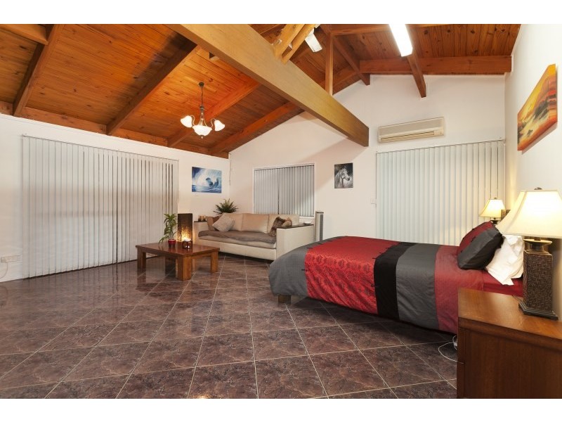 43 Boston Road, Belmont QLD 4153