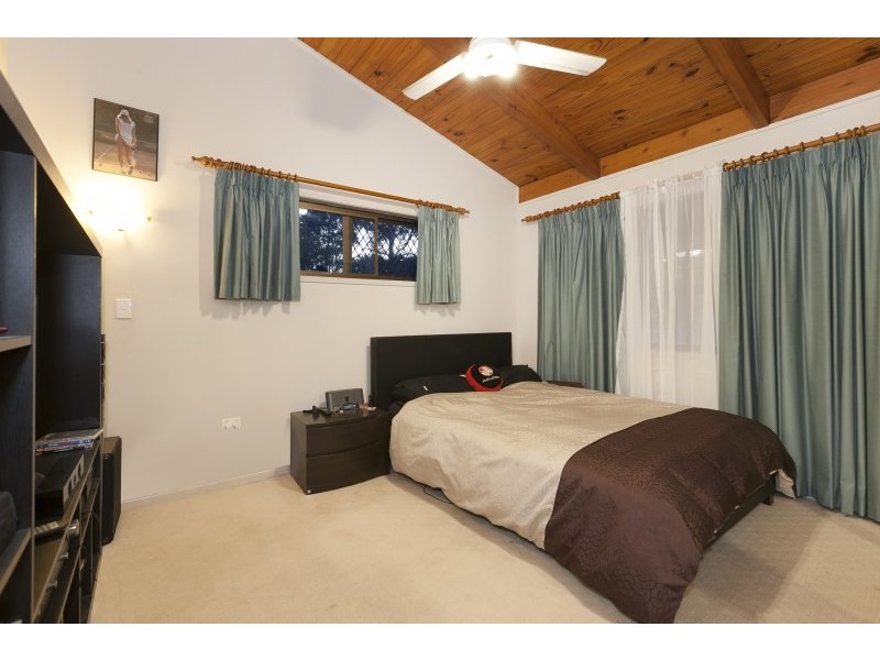 43 Boston Road, Belmont QLD 4153