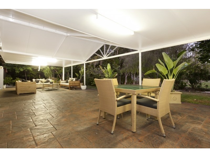 43 Boston Road, Belmont QLD 4153