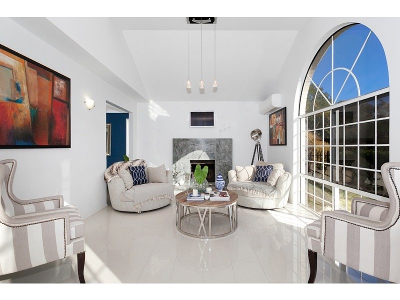 53 Tuckett Street, Kenmore Hills QLD 4069