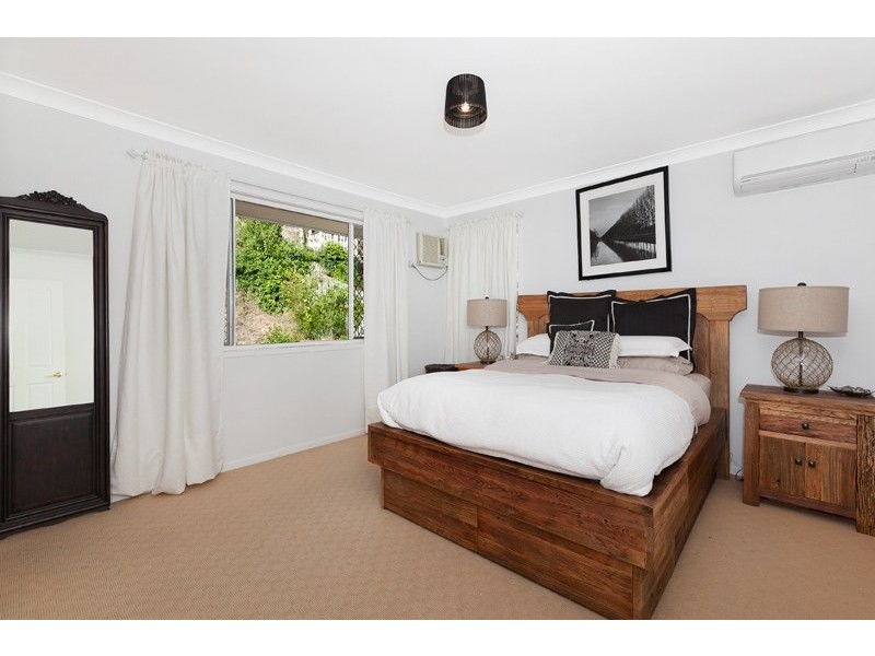 53 Tuckett Street, Kenmore Hills QLD 4069