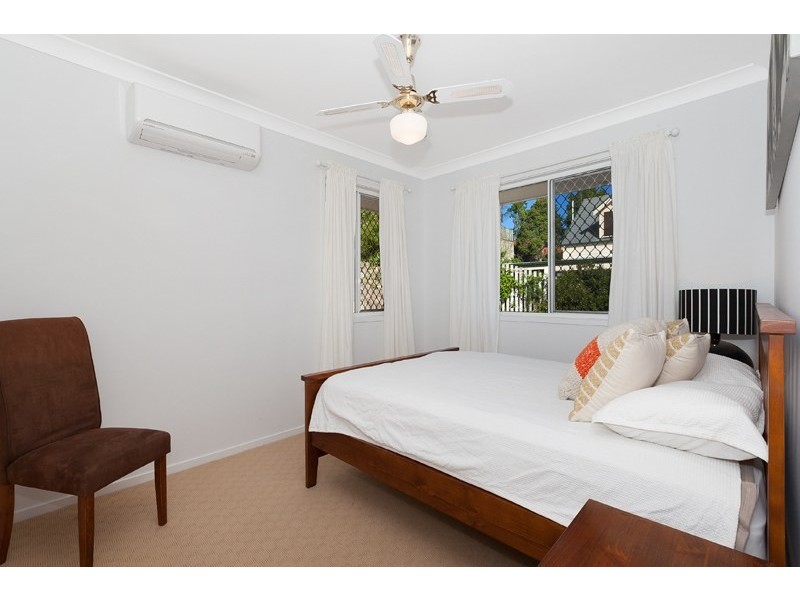 53 Tuckett Street, Kenmore Hills QLD 4069