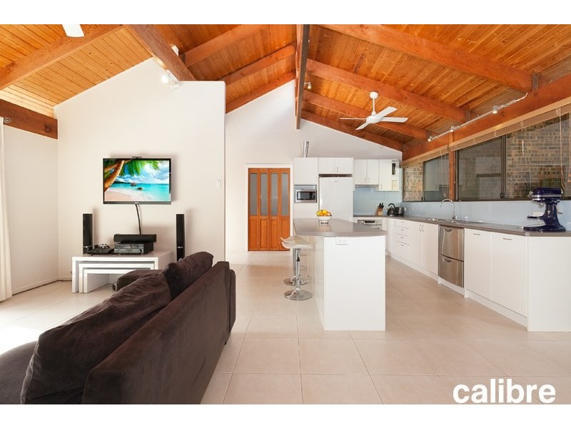 18 Montanus Drive, Bellbowrie QLD 4070