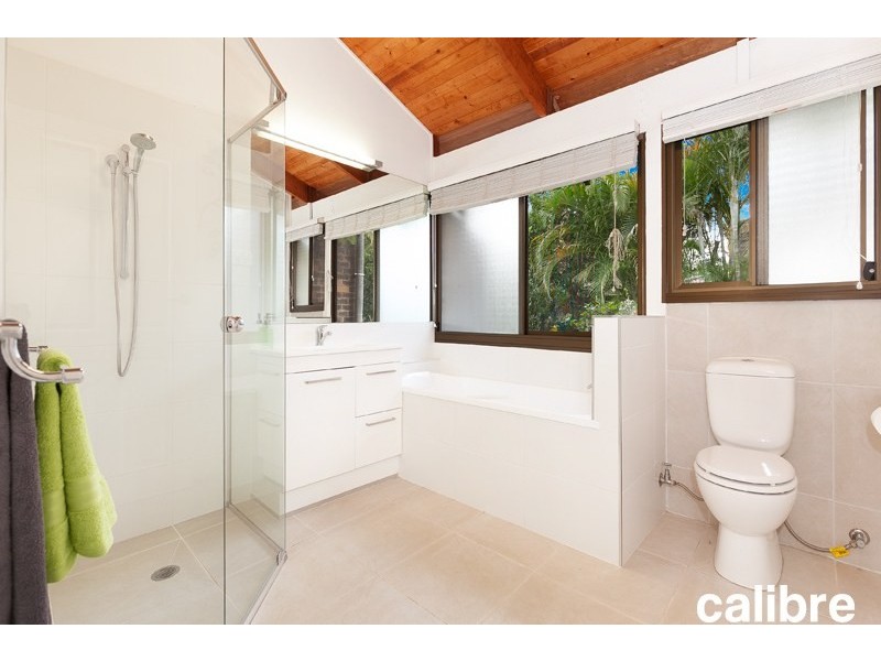 18 Montanus Drive, Bellbowrie QLD 4070