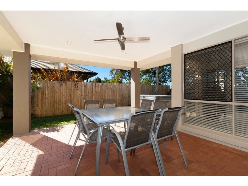 16 Dalewood Place, Moggill QLD 4070