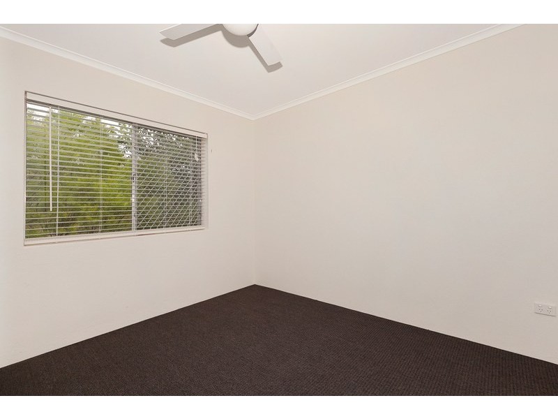 4/81 Chaucer Street, Moorooka QLD 4105