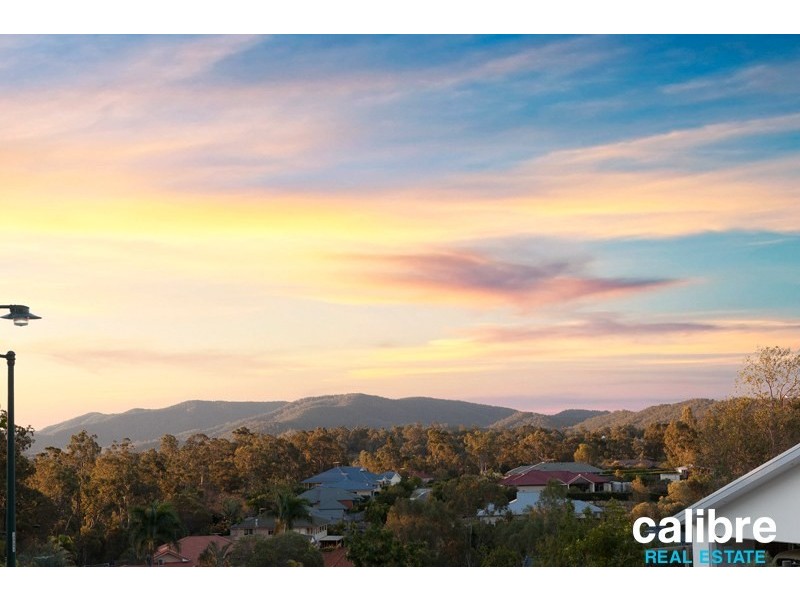 111 Gibson Crescent, Bellbowrie QLD 4070