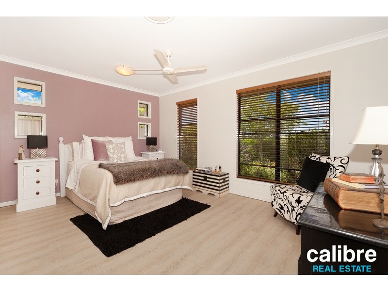 111 Gibson Crescent, Bellbowrie QLD 4070