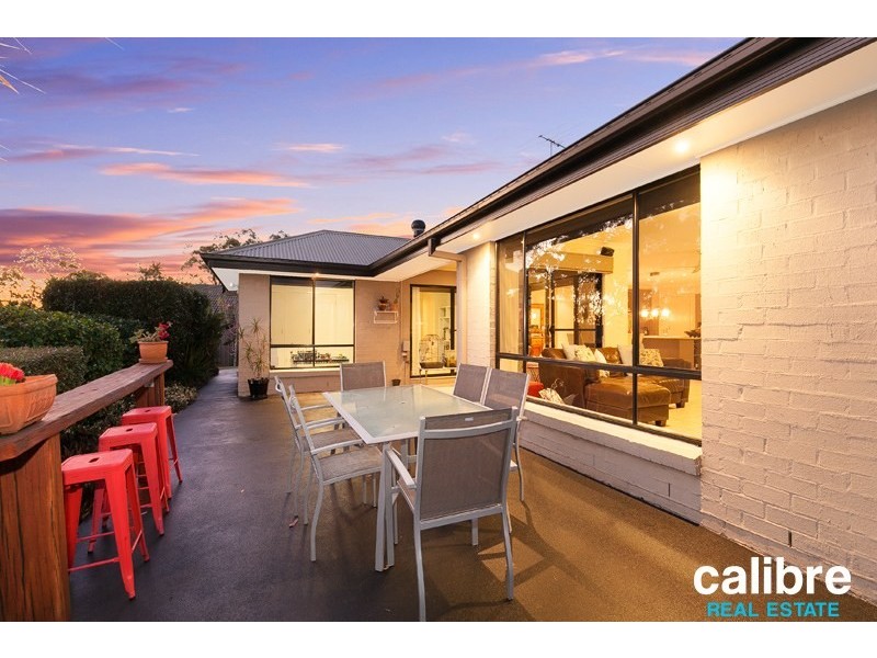 111 Gibson Crescent, Bellbowrie QLD 4070