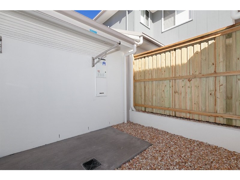 32 Parklands Drive, Springfield Lakes QLD 4300