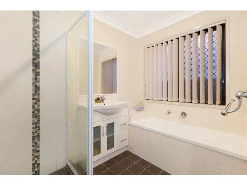 19 Grampian Street, Springfield Lakes QLD 4300