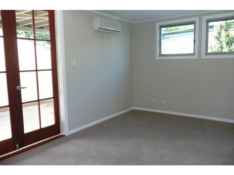 23 Enright Street, Oxley QLD 4075