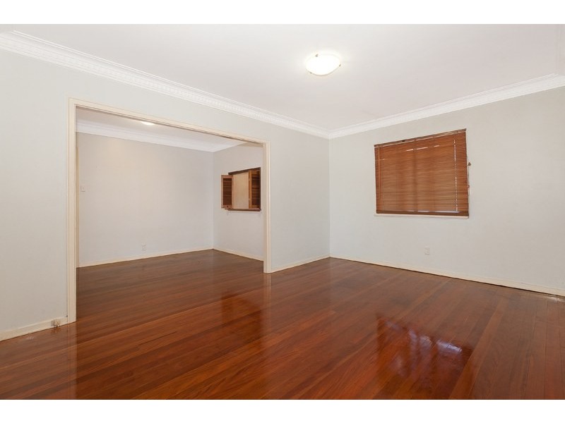 14 Hexham Street, Tarragindi QLD 4121