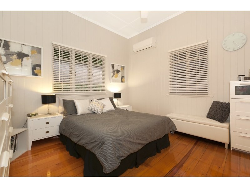 5 Armentieres Street, Kedron QLD 4031