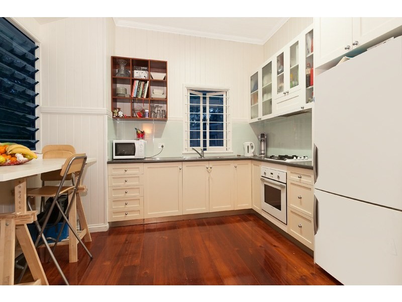 22 Quinn Street, Toowong QLD 4066