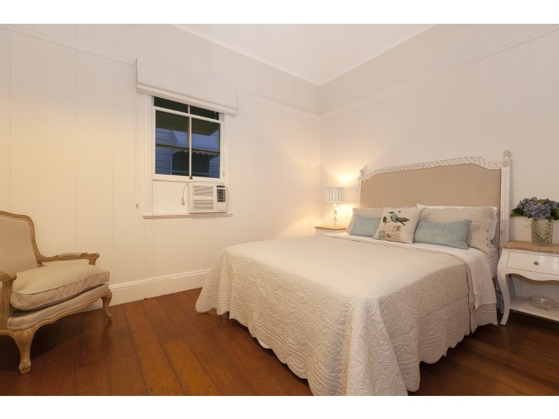 6 Arthur Terrace, Red Hill QLD 4059