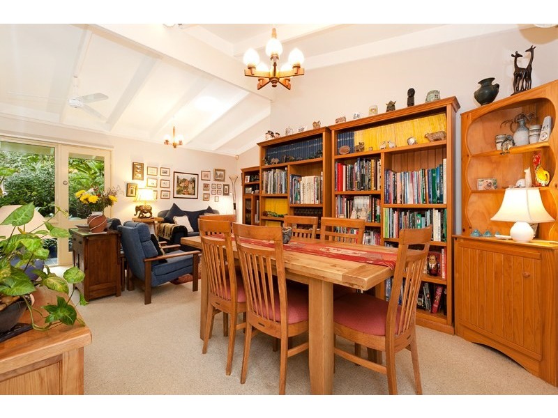 44 Kindra Avenue, Karana Downs QLD 4306