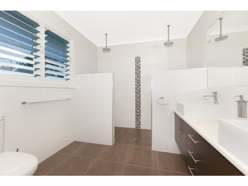 6 Turner Street, Corinda QLD 4075