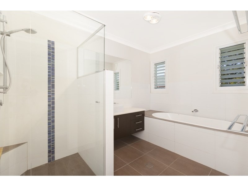 6 Turner Street, Corinda QLD 4075