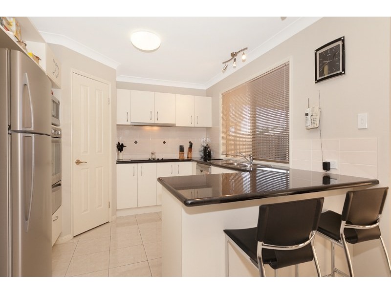 7 Petrie Crescent, Aspley QLD 4034