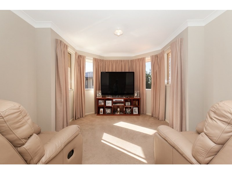 7 Petrie Crescent, Aspley QLD 4034