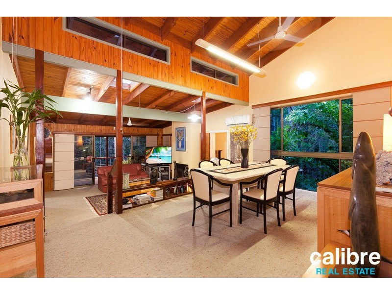 24 Peter Street, Everton Hills QLD 4053