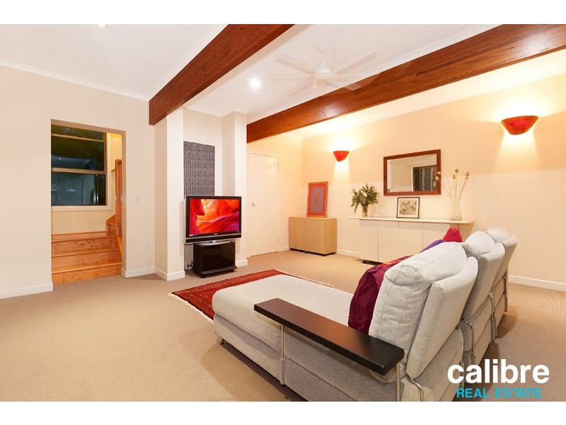 24 Peter Street, Everton Hills QLD 4053