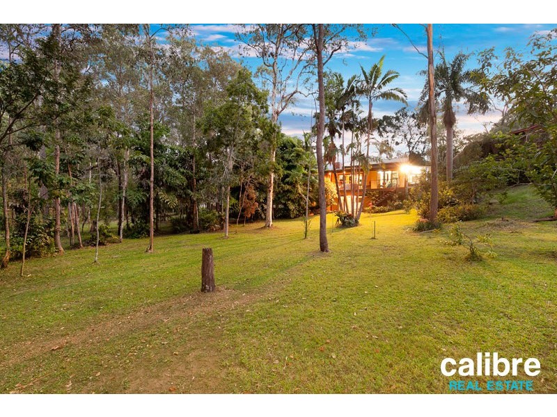 24 Peter Street, Everton Hills QLD 4053