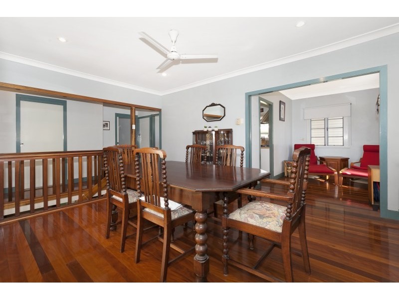 24 Reuben Street, Stafford QLD 4053