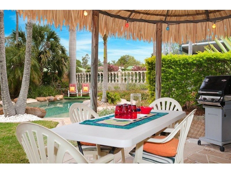 63 Pioneer Crescent, Bellbowrie QLD 4070