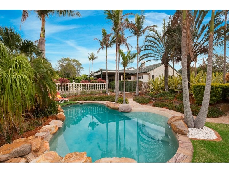 63 Pioneer Crescent, Bellbowrie QLD 4070