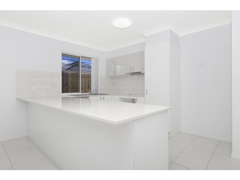 5 Joanne Court, Gleneagle QLD 4285