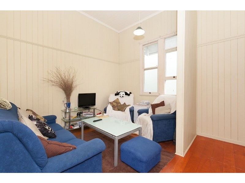 21 Burns Street, Indooroopilly QLD 4068