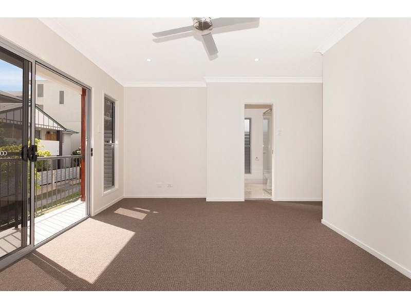 52 Kingfisher Lane, East Brisbane QLD 4169