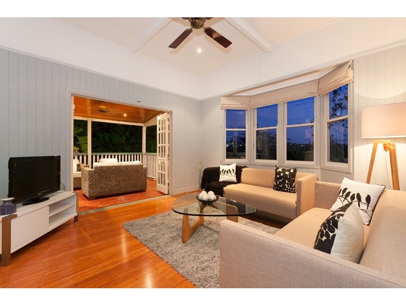 124 Abuklea Street, Newmarket QLD 4051