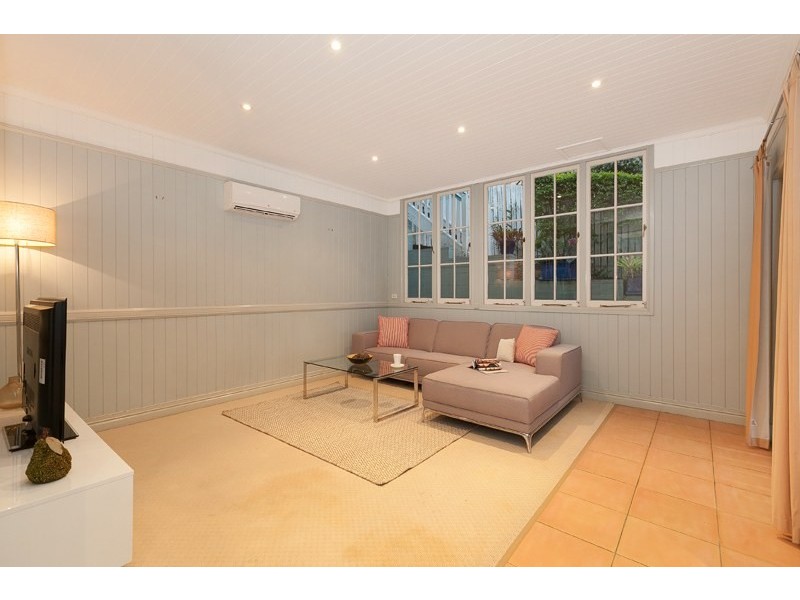 124 Abuklea Street, Newmarket QLD 4051