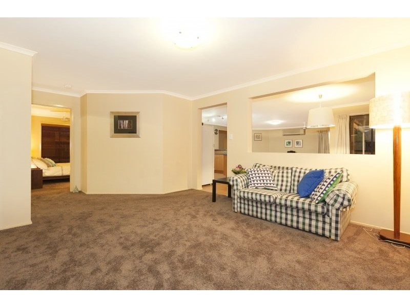 8 Grampion Circuit, North Lakes QLD 4509