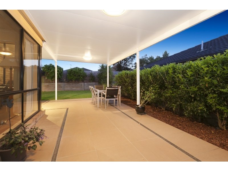 8 Grampion Circuit, North Lakes QLD 4509