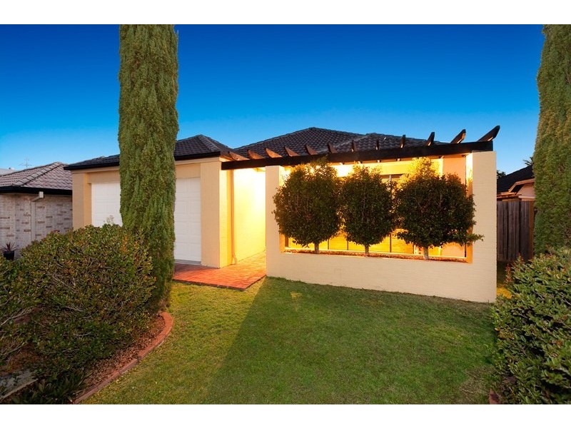 8 Grampion Circuit, North Lakes QLD 4509