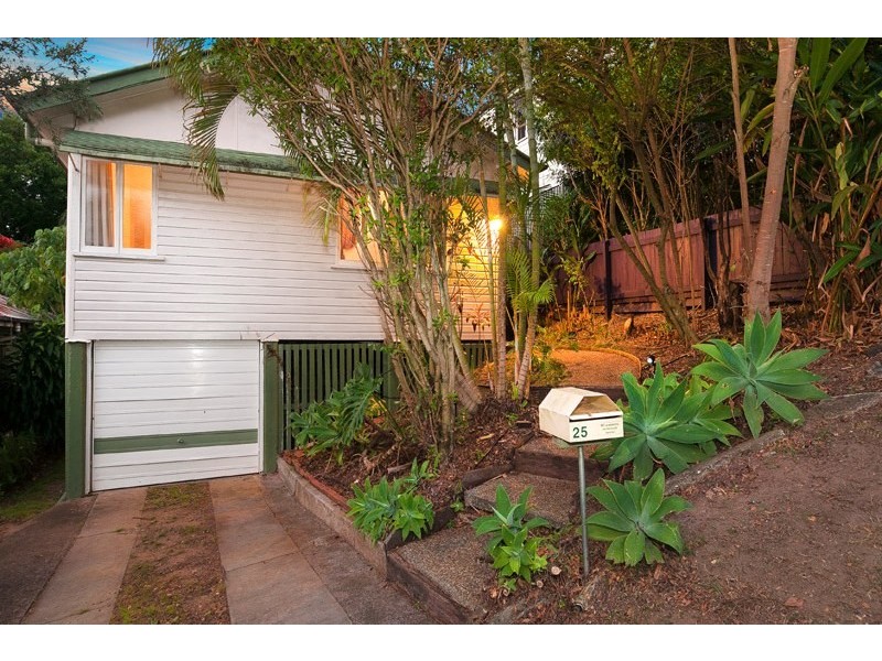 25 Argyle Street, Red Hill QLD 4059