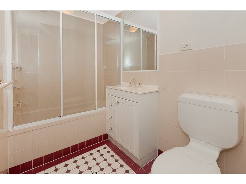 6/72 Earl Street, Greenslopes QLD 4120